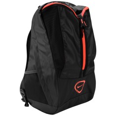 Mochila Nike com Compartimento para Notebook Football Shield Standard
